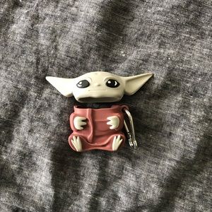 Baby Yoda AirPod case!